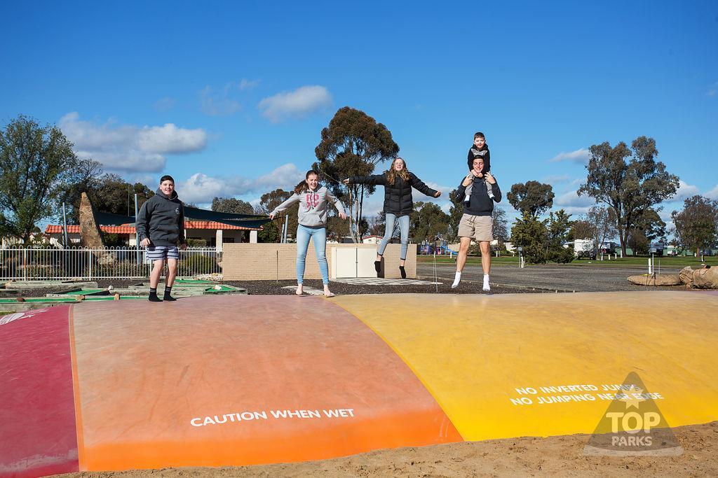 Horsham Holiday Park Esterno foto