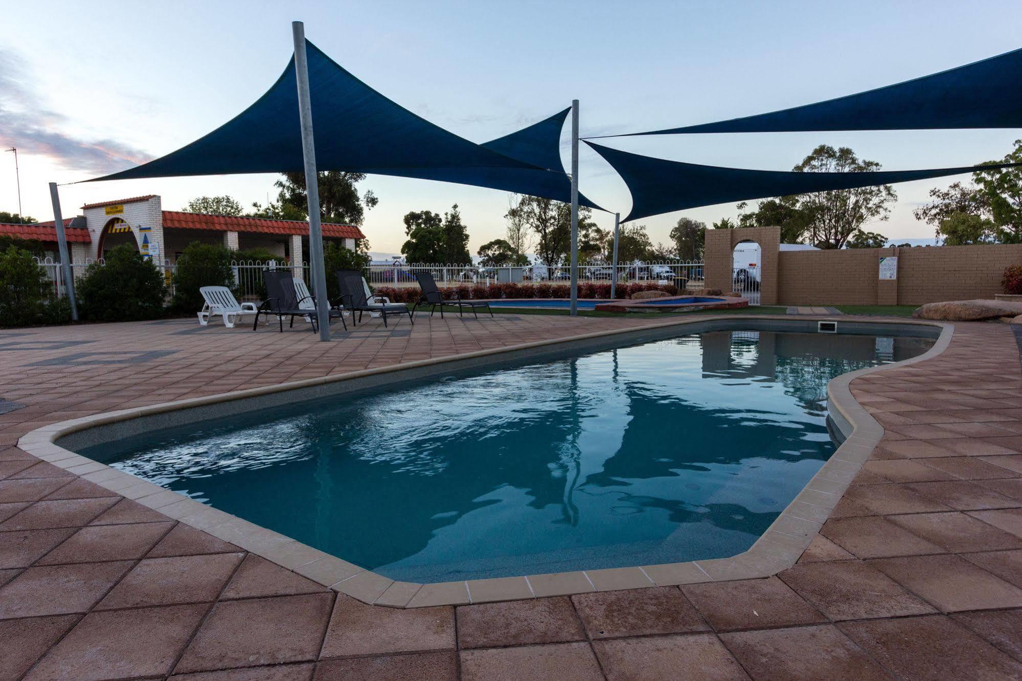 Horsham Holiday Park Esterno foto
